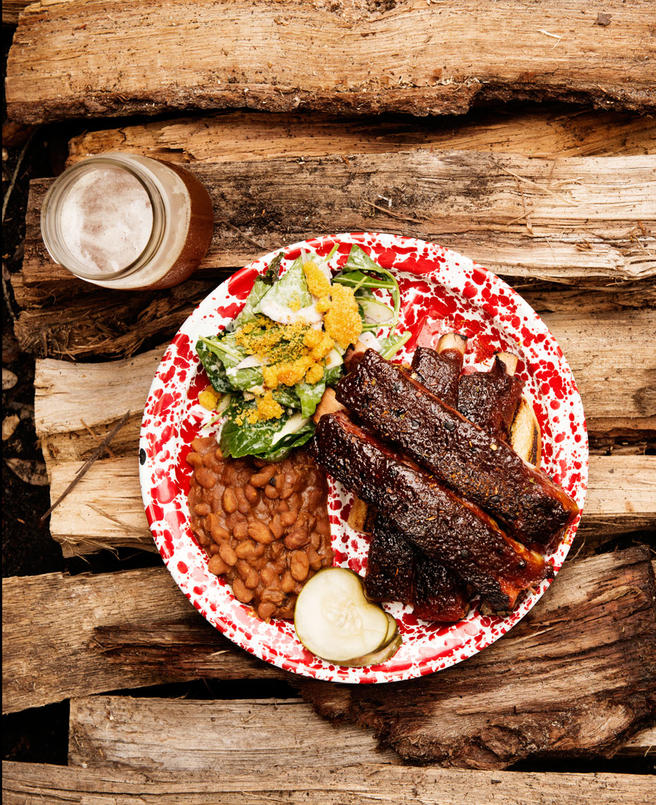 food photography of BBQ ribs with wood background